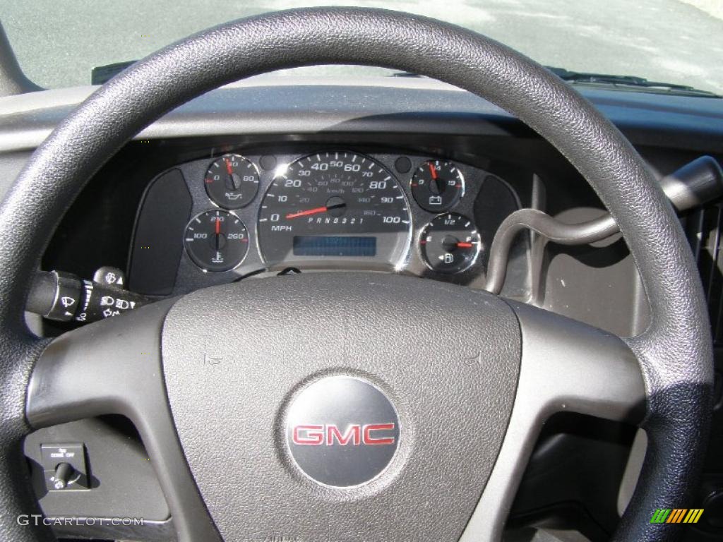 2009 Savana Van 1500 Cargo - Summit White / Medium Pewter photo #15