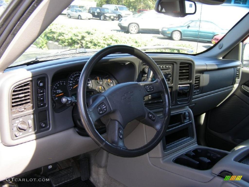 2003 Suburban 1500 LT 4x4 - Light Pewter Metallic / Gray/Dark Charcoal photo #9