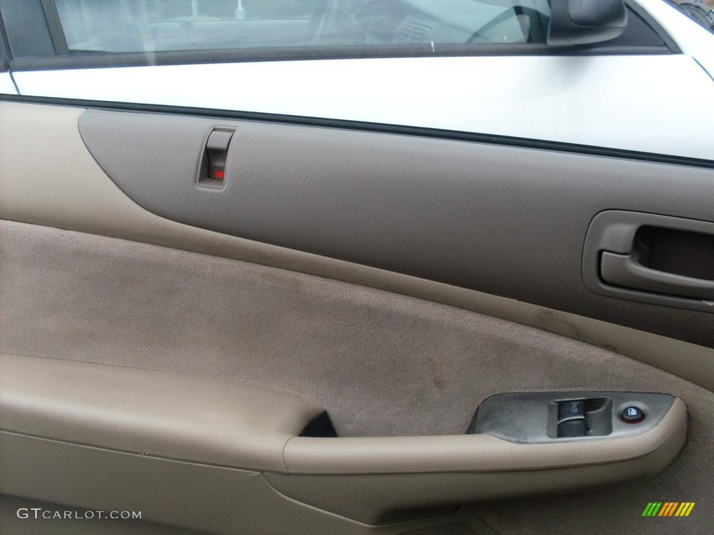 Beige Interior 2002 Honda Civic EX Coupe Photo #38088571