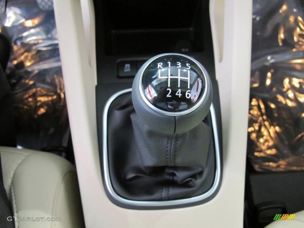2010 Volkswagen Jetta TDI Sedan 6 Speed Manual Transmission Photo #38089219