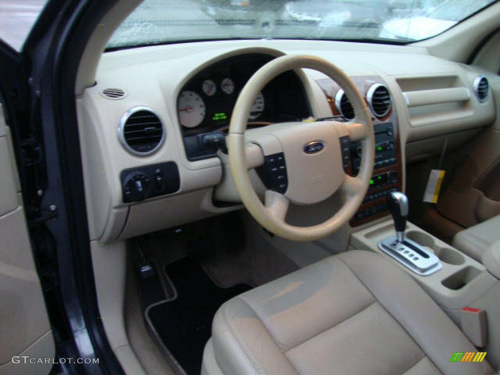 2006 Ford Freestyle Limited AWD Pebble Beige Dashboard Photo #38089883