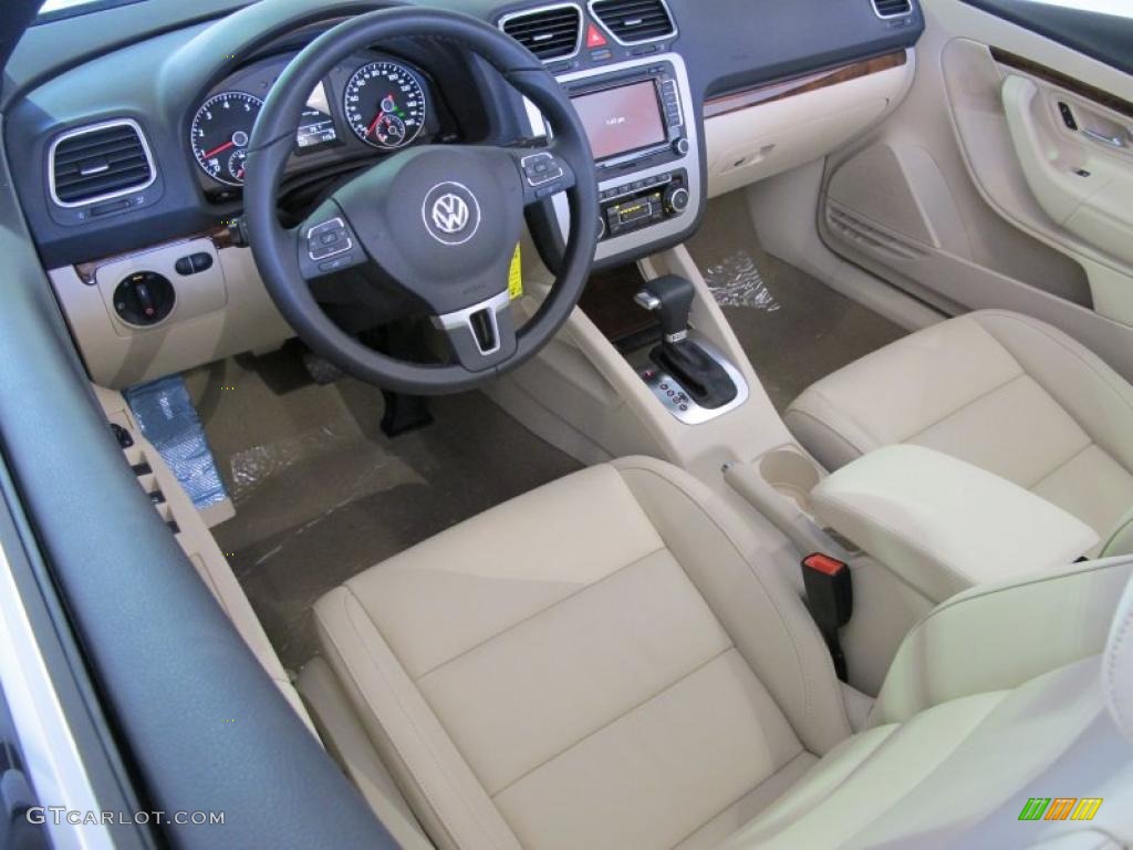 Cornsilk Beige Interior 2011 Volkswagen Eos Lux Photo #38089959