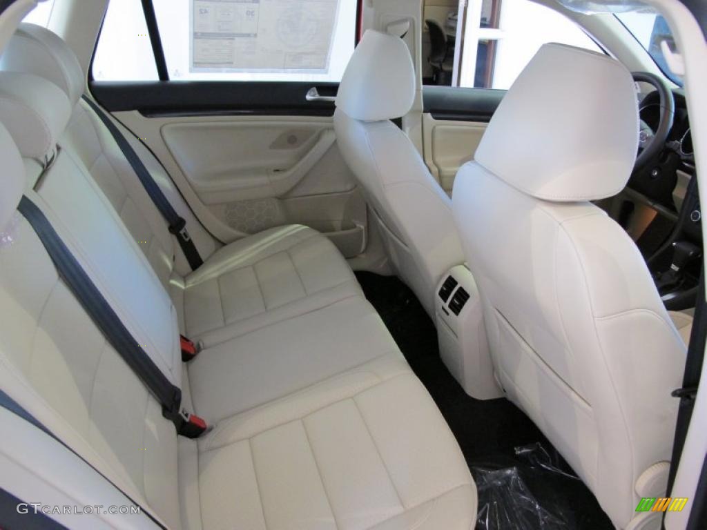 Cornsilk Beige Interior 2011 Volkswagen Jetta TDI SportWagen Photo #38090219