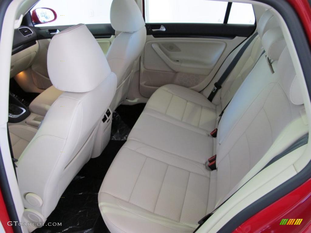 Cornsilk Beige Interior 2011 Volkswagen Jetta TDI SportWagen Photo #38090267