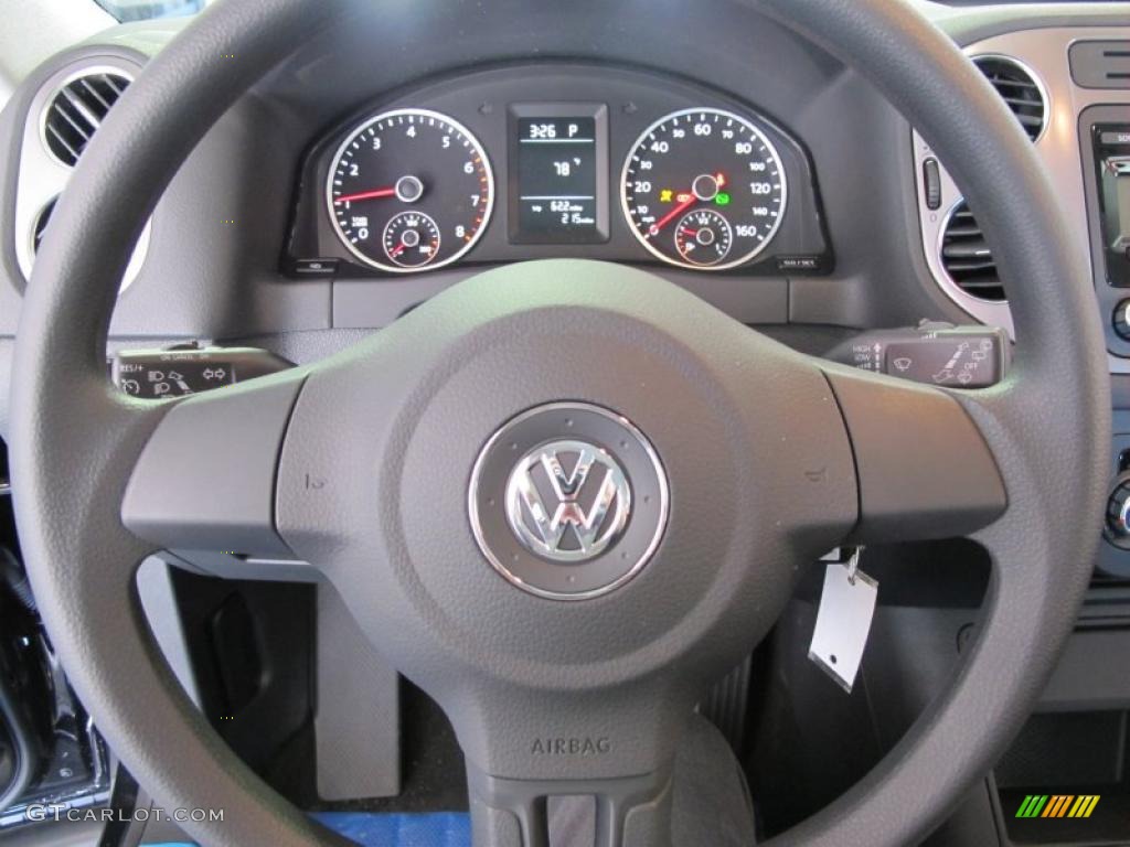 2011 Volkswagen Tiguan S Charcoal Steering Wheel Photo #38090631