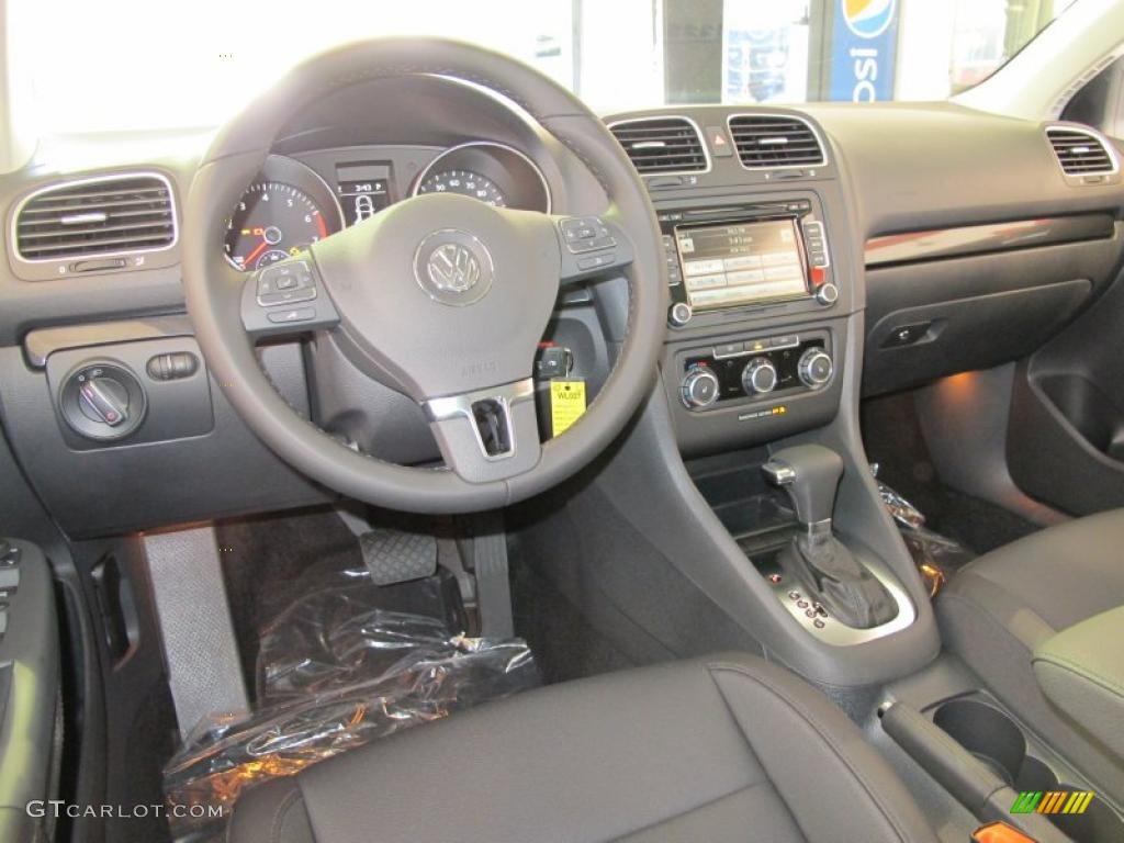 2011 Volkswagen Jetta SE SportWagen Titan Black Dashboard Photo #38090867