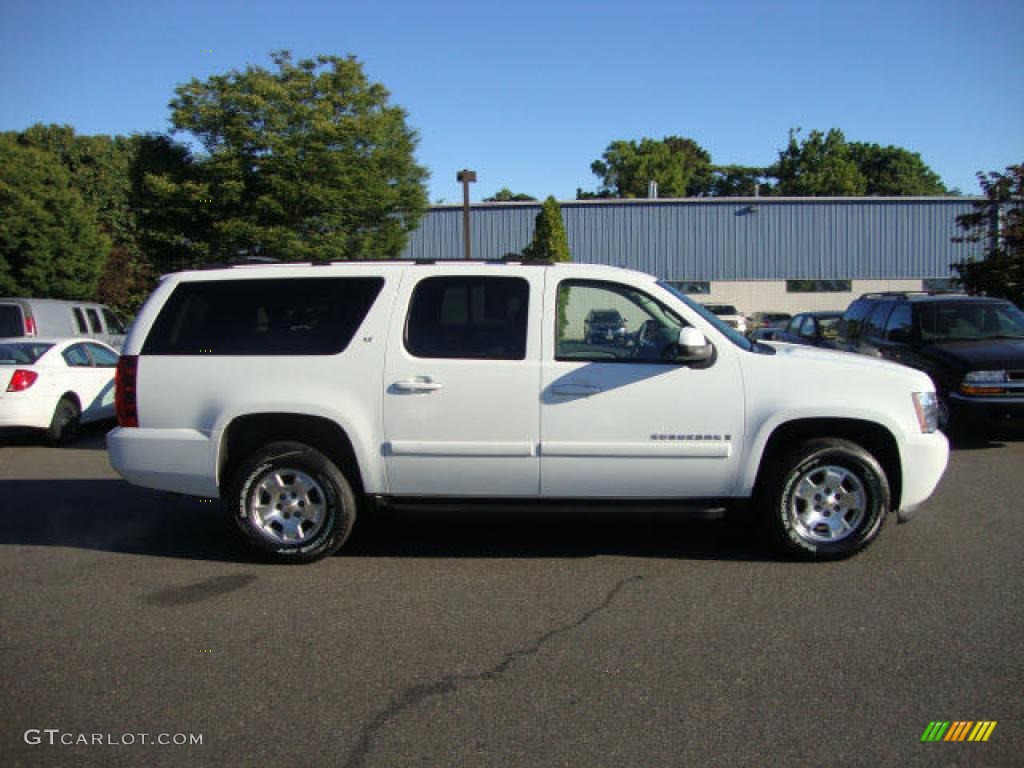 2007 Suburban 1500 LT 4x4 - Summit White / Light Titanium/Dark Titanium photo #4