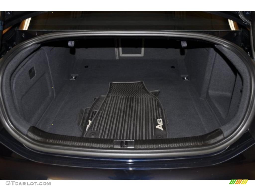2006 Audi A6 4.2 quattro Sedan Trunk Photo #38091375