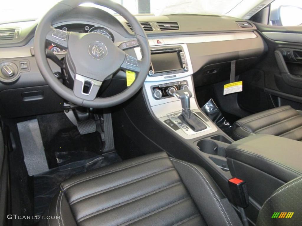 2011 Volkswagen CC Sport Black Dashboard Photo #38091802