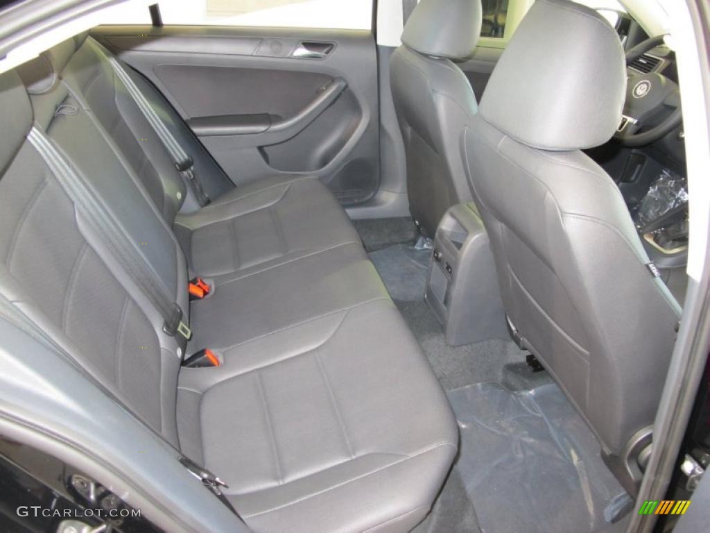 Titan Black Interior 2011 Volkswagen Jetta SE Sedan Photo #38092619
