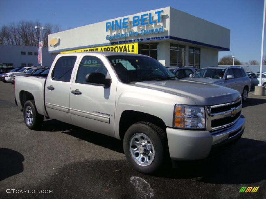 Silver Birch Metallic Chevrolet Silverado 1500