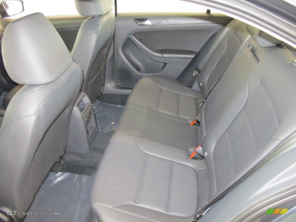 Titan Black Interior 2011 Volkswagen Jetta SE Sedan Photo #38093563