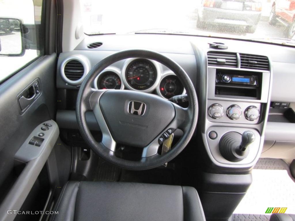 2003 Honda Element EX AWD Black Dashboard Photo #38093677