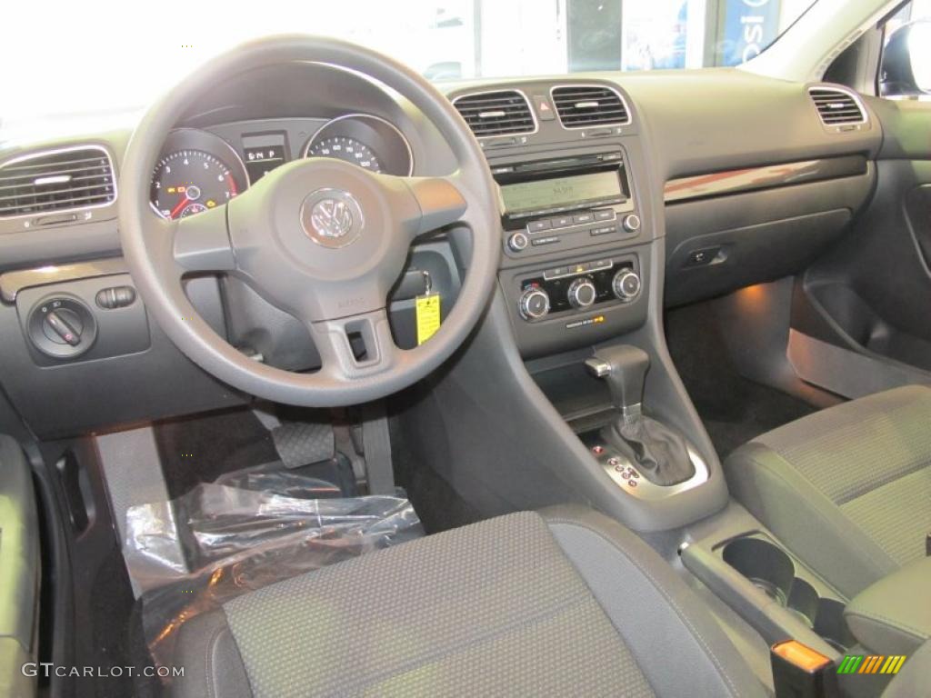2011 Volkswagen Jetta S SportWagen Titan Black Dashboard Photo #38094239