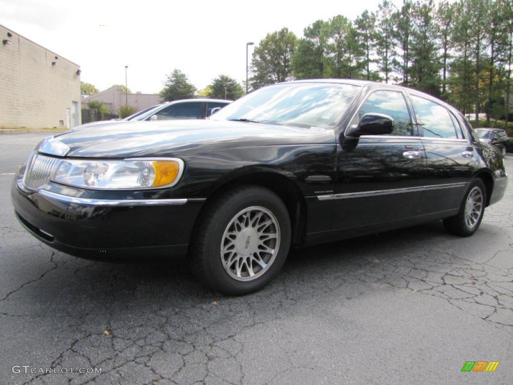 Black Clearcoat Lincoln Town Car