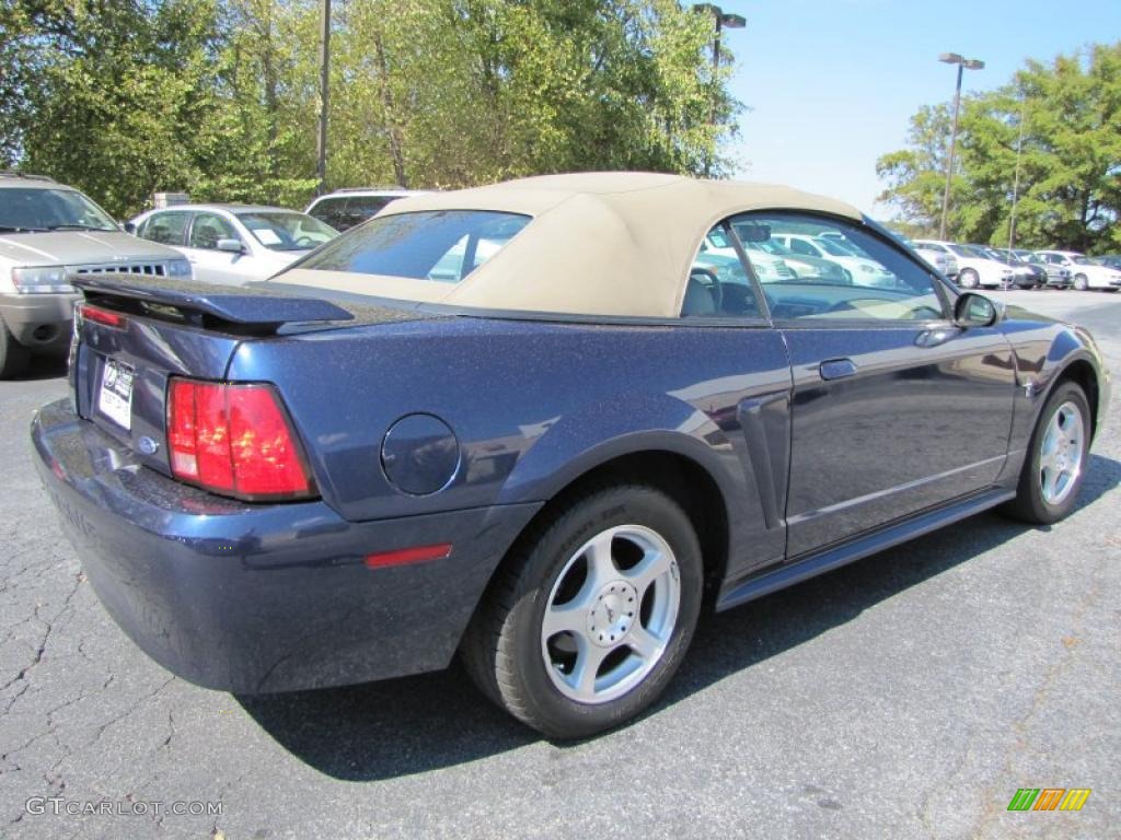 2003 Mustang V6 Convertible - True Blue Metallic / Medium Parchment photo #3