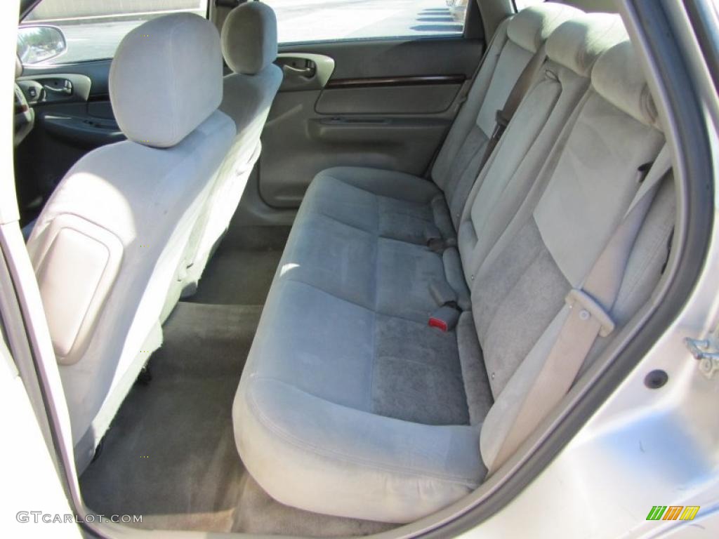 Medium Gray Interior 2005 Chevrolet Impala LS Photo #38098487