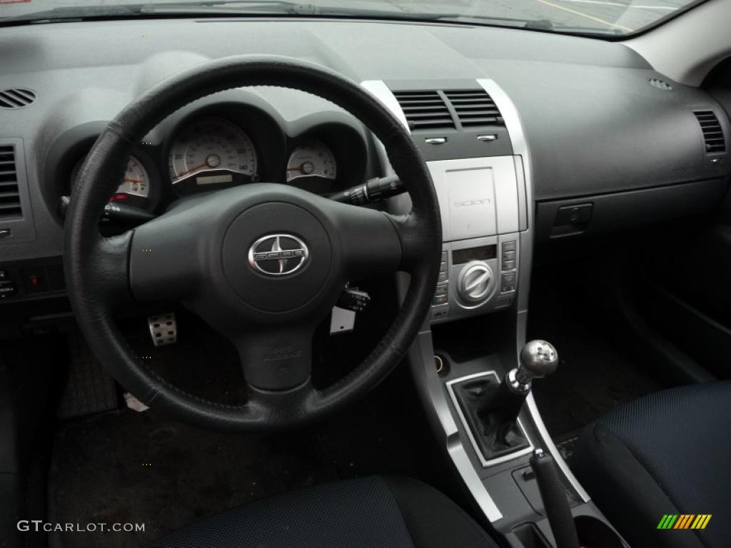 2005 tC  - Black Cherry Pearl / Dark Gray photo #17