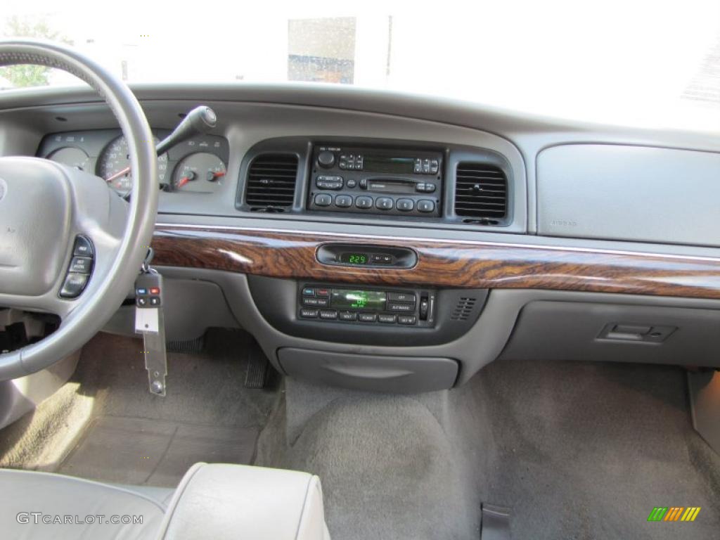 1999 Mercury Grand Marquis LS Light Graphite Dashboard Photo #38100175