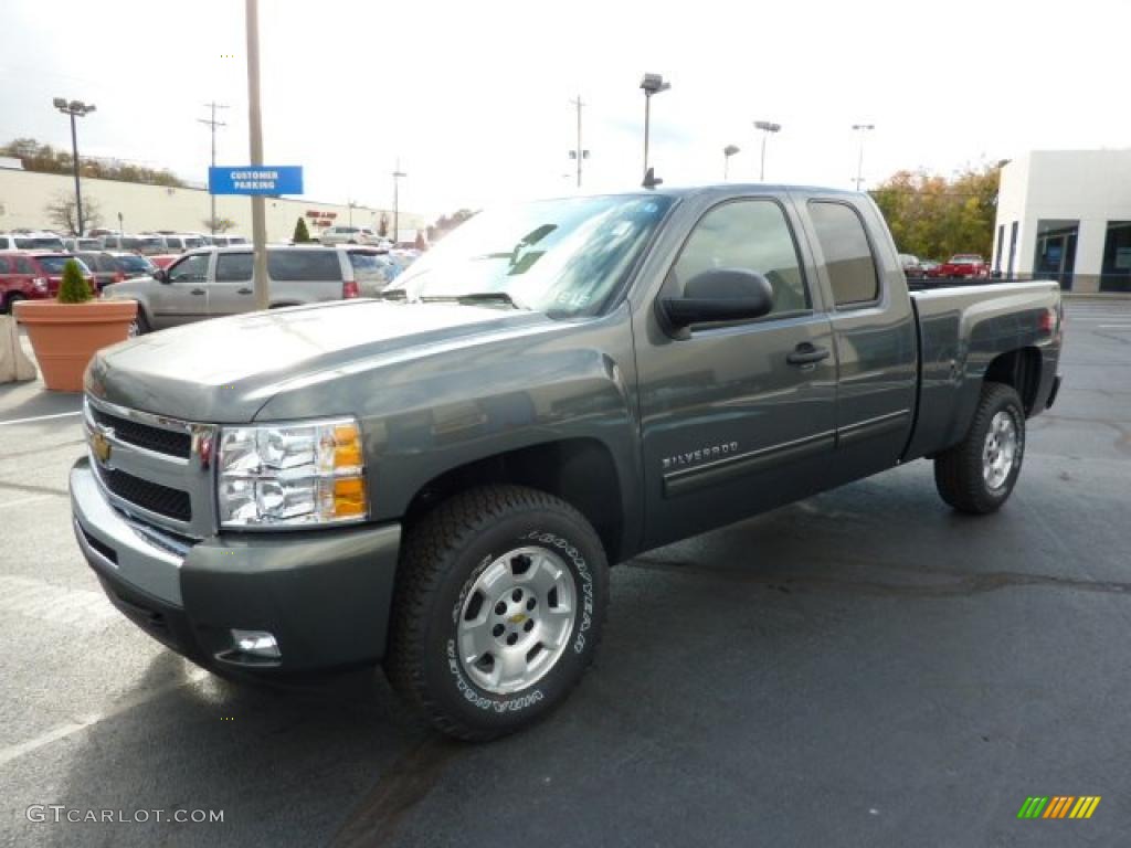 2011 Silverado 1500 LT Extended Cab 4x4 - Steel Green Metallic / Ebony photo #3