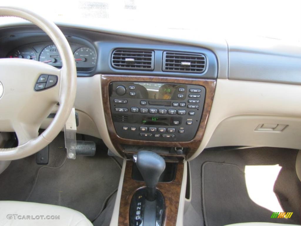 2000 Mercury Sable LS Premium Sedan Controls Photo #38100395