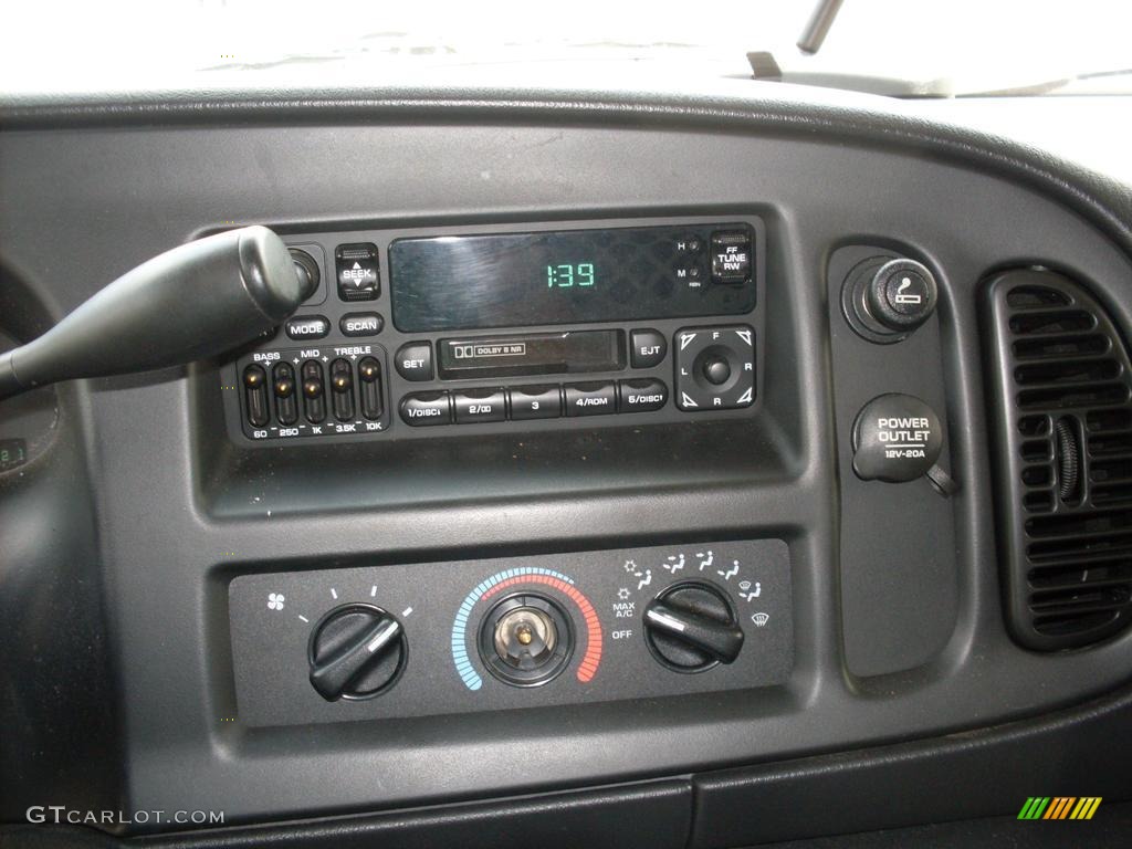 2002 Dodge Ram Van 1500 Commercial Controls Photos