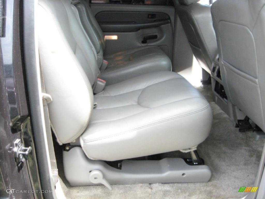 Gray/Dark Charcoal Interior 2003 Chevrolet Suburban 1500 LT Photo #38102719