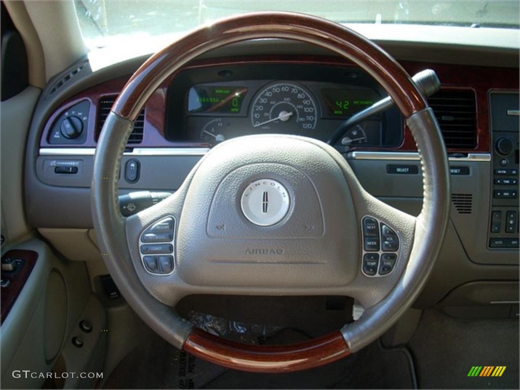 2003 Lincoln Town Car Cartier Espresso/Medium Light Stone Steering Wheel Photo #38103155