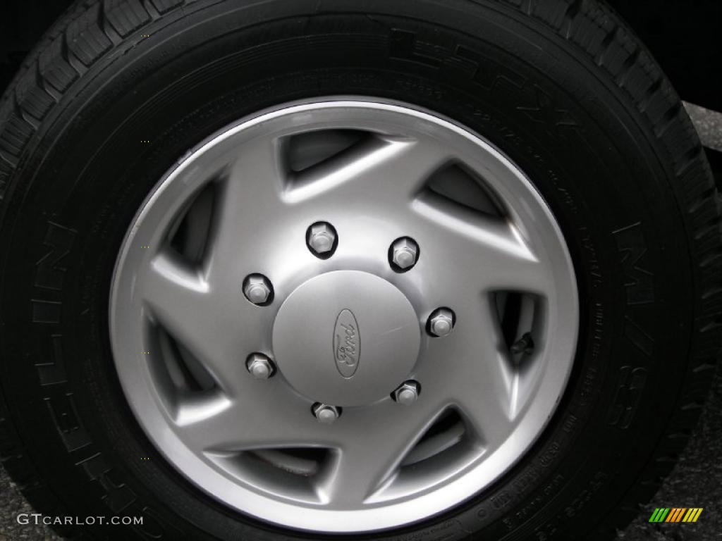 2010 Ford E Series Van E350 XLT Passenger Wheel Photo #38106155