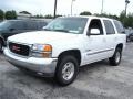 Summit White 2003 GMC Yukon SLE