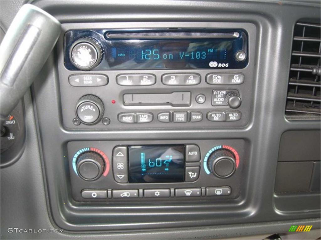 2003 GMC Yukon SLE Controls Photo #38106791