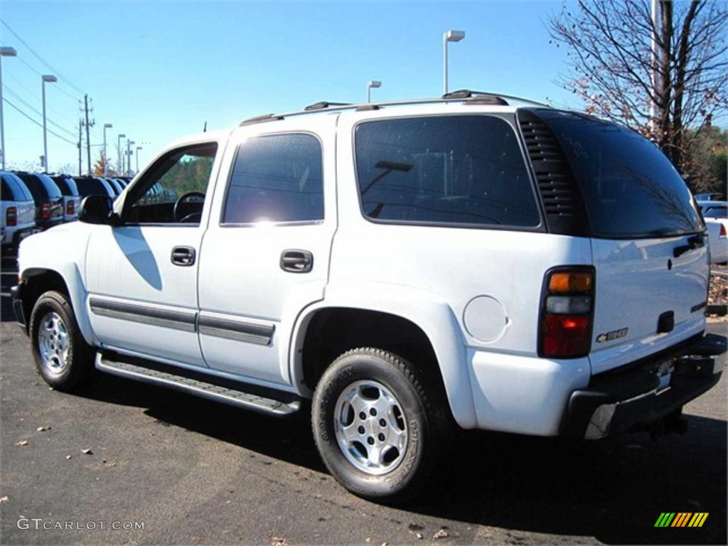 2005 Tahoe LS - Summit White / Gray/Dark Charcoal photo #2