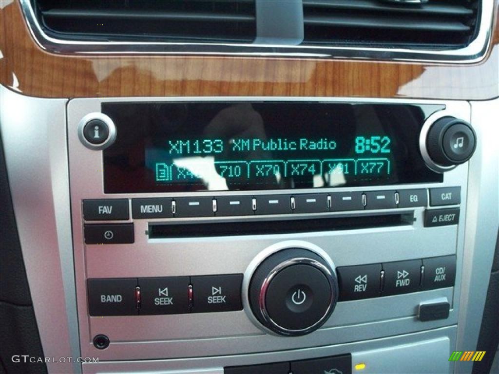 2011 Chevrolet Malibu LT Controls Photo #38106995