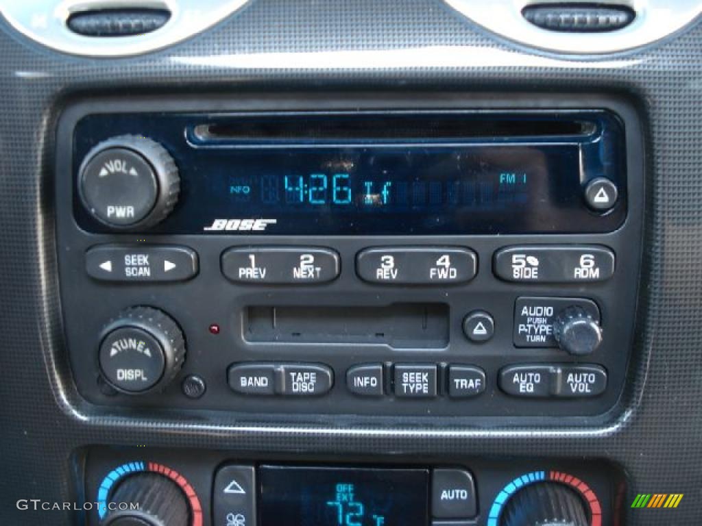 2004 GMC Envoy XUV SLT 4x4 Controls Photo #38109775