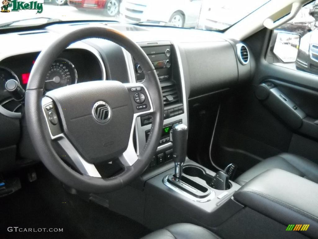Charcoal Black Interior 2010 Mercury Mountaineer V8 Premier AWD Photo #38112563