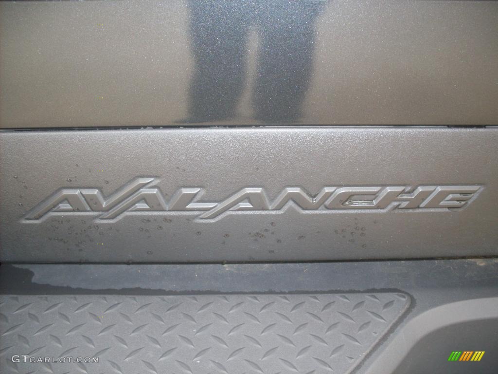 2003 Avalanche 1500 Z71 4x4 - Dark Gray Metallic / Dark Charcoal photo #9