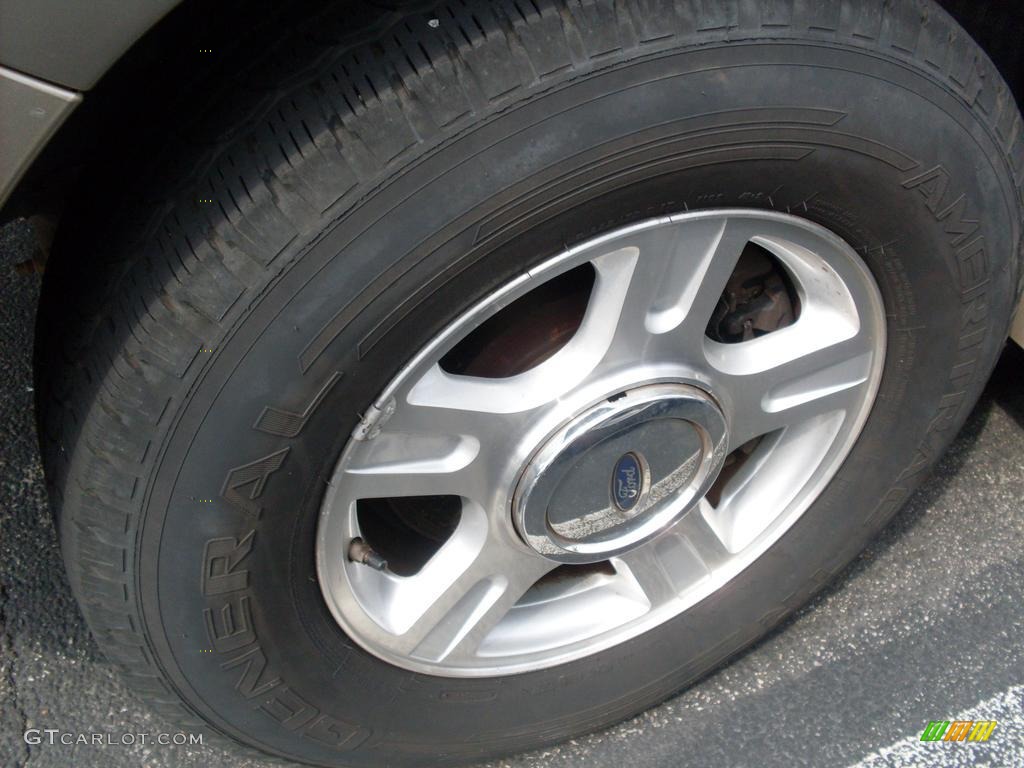 2004 Ford Expedition Eddie Bauer Wheel Photo #38113027
