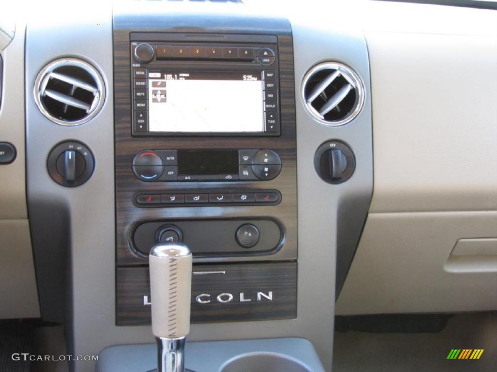 2007 Mark LT SuperCrew 4x4 - White Chocolate Tri Coat / Light Parchment/Espresso photo #9