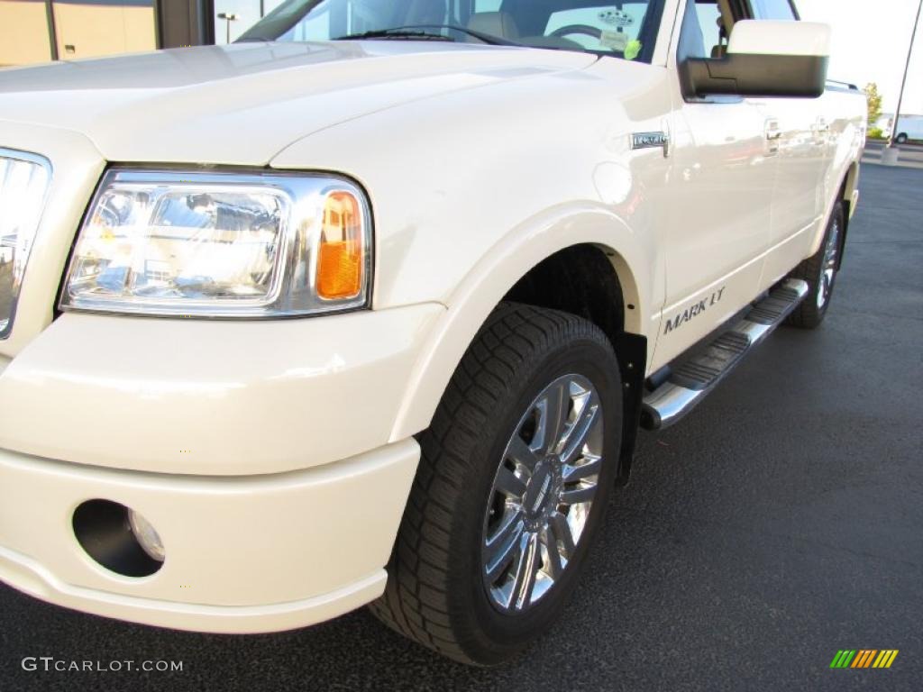 2007 Mark LT SuperCrew 4x4 - White Chocolate Tri Coat / Light Parchment/Espresso photo #17