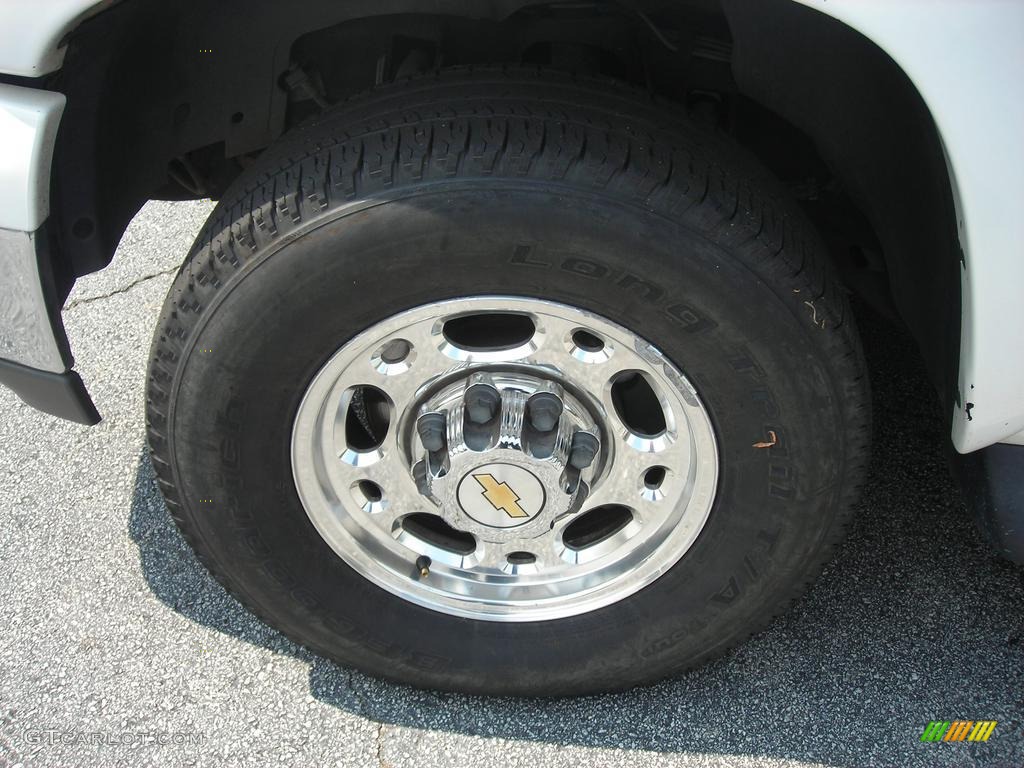 2002 Chevrolet Suburban 1500 LT Wheel Photo #38115503