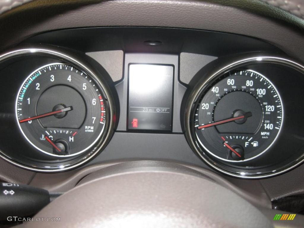 2011 Jeep Grand Cherokee Laredo X Package 4x4 Gauges Photo #38115599