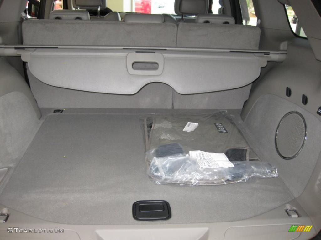 2011 Jeep Grand Cherokee Laredo X Package 4x4 Trunk Photo #38115803