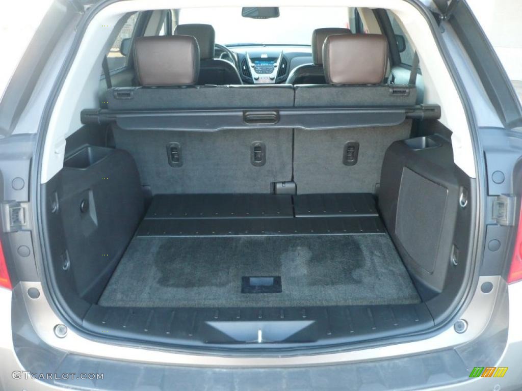 2010 Chevrolet Equinox LTZ AWD Trunk Photo #38116149