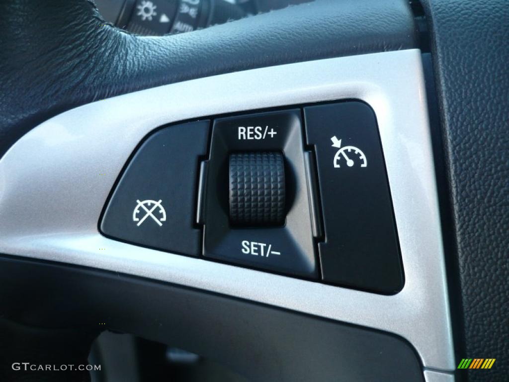 2010 Chevrolet Equinox LTZ AWD Controls Photo #38116235