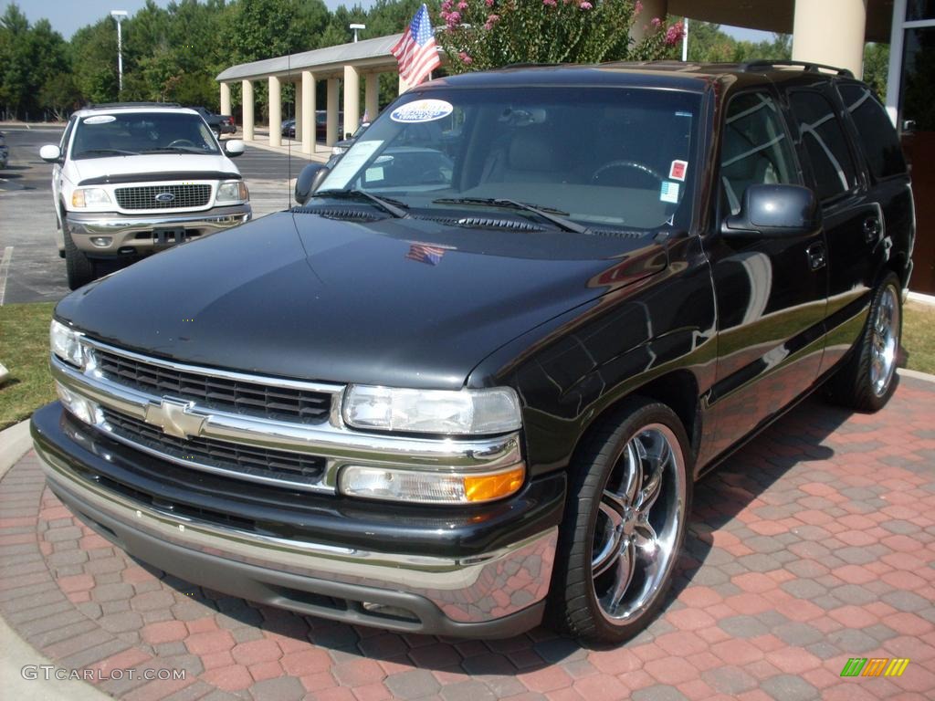 2003 Tahoe LT - Black / Gray/Dark Charcoal photo #1