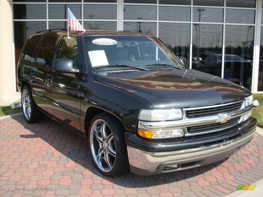 2003 Tahoe LT - Black / Gray/Dark Charcoal photo #3