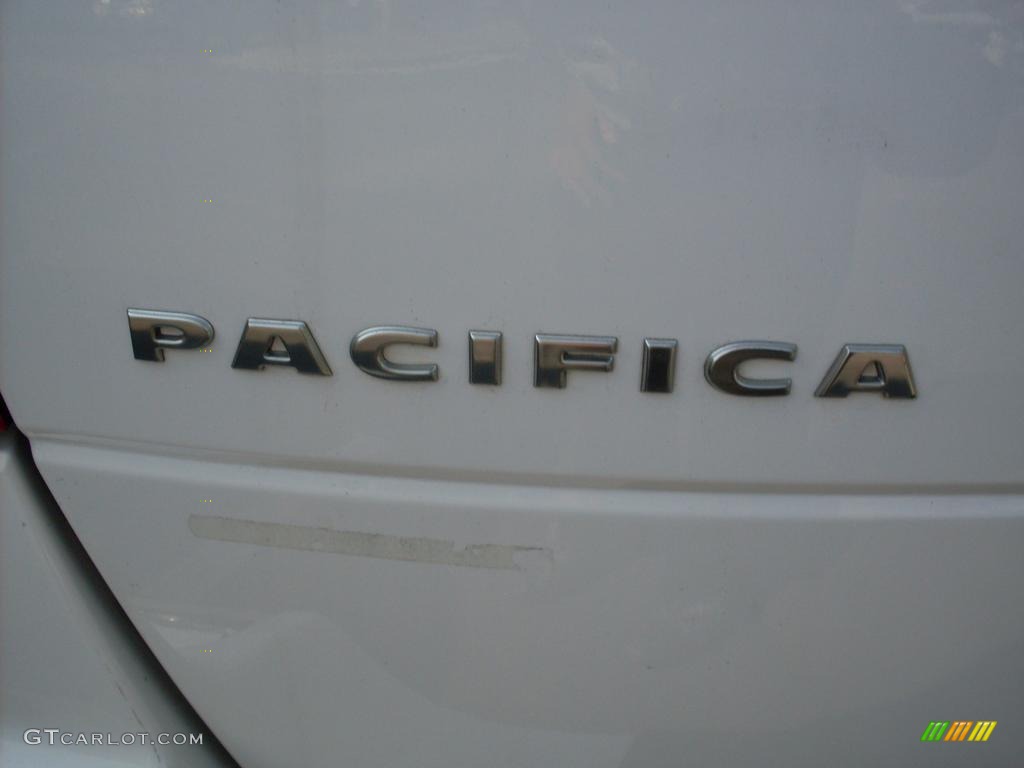 2004 Pacifica  - Stone White / Light Taupe photo #8