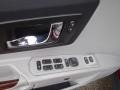 Light Gray Controls Photo for 2006 Cadillac SRX #38117123