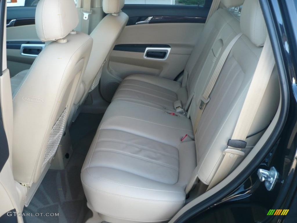 Tan Interior 2010 Saturn VUE XR V6 AWD Photo #38117431