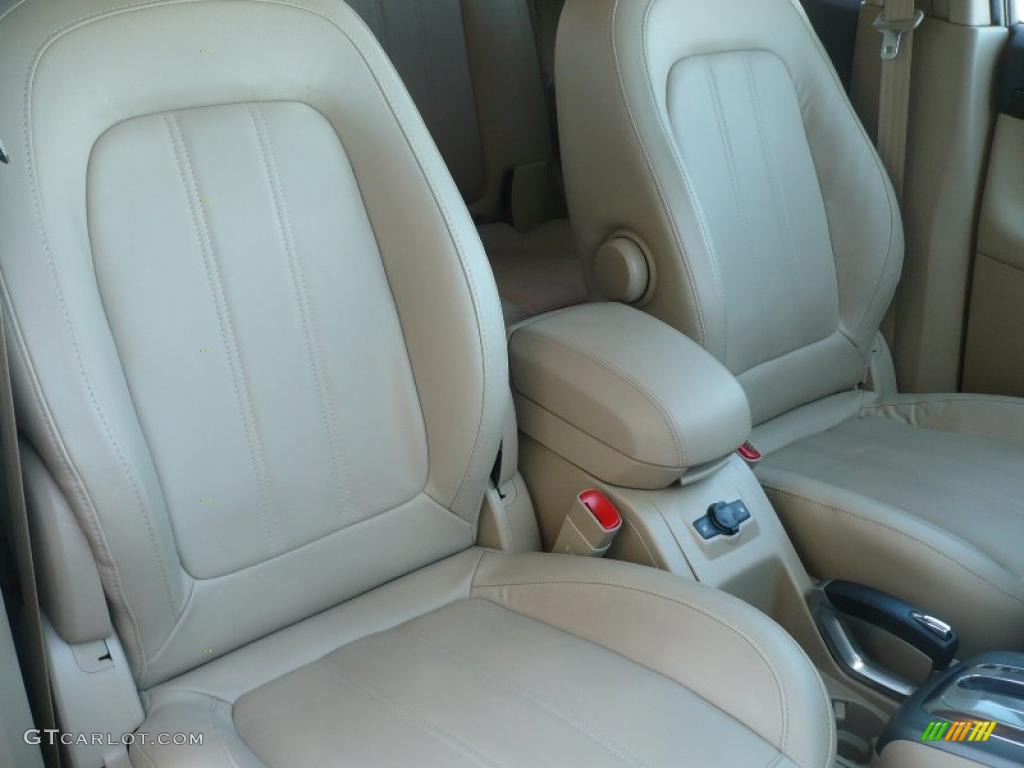 Tan Interior 2010 Saturn VUE XR V6 AWD Photo #38117743
